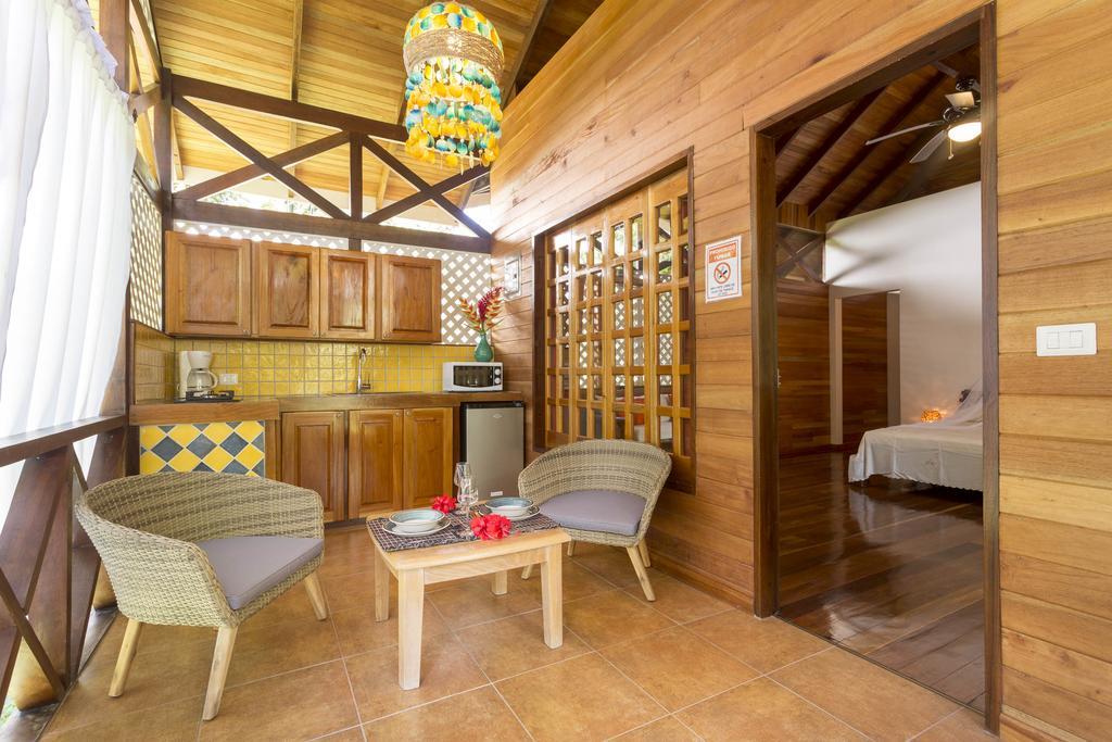 Puerto Viejo de Talamanca La Magia Bungalows מראה חיצוני תמונה